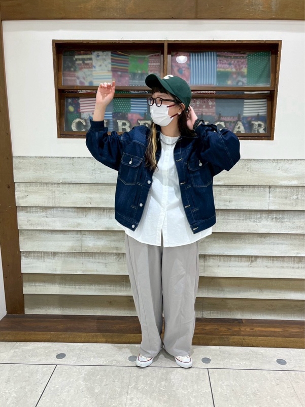 人気のボトムスコーデ③