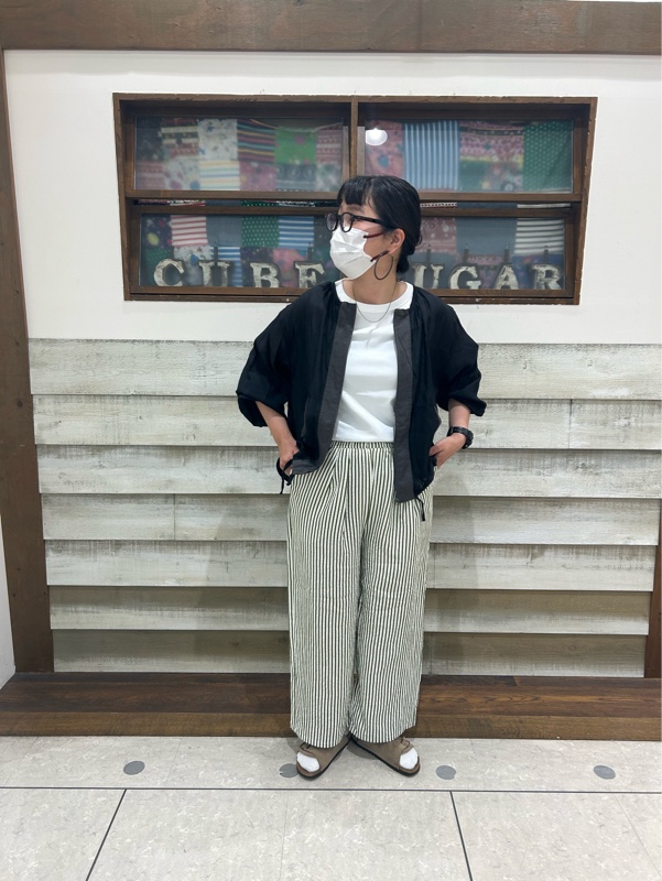 ストライプパンツ