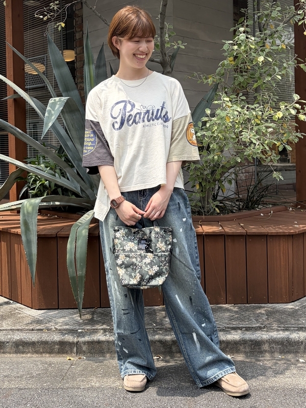 PEANUTSコラボTシャツ